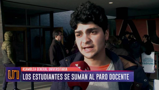 imagen Estudiantes: "La educación está en crisis y peligra su futuro"