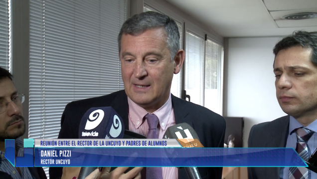 imagen Reunión entre el rector de la UNCuyo y padres de alumno