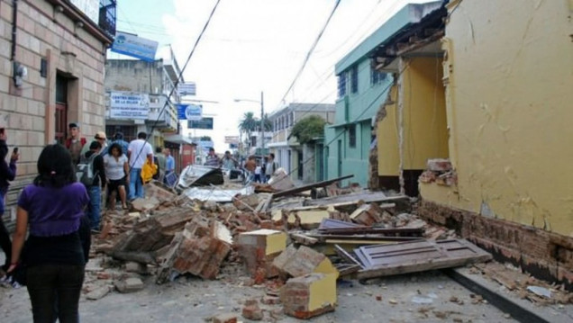 imagen Cuatro muertos y 68 heridos tras un sismo en Perú