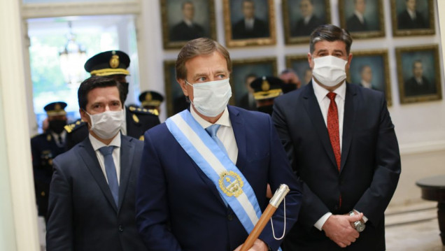 imagen Suarez oficializó la fórmula y se refirió al voto femenino 