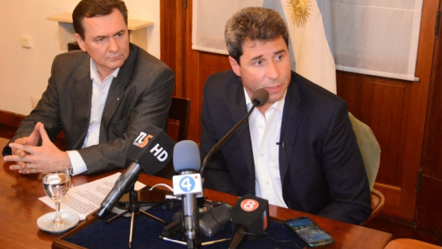 imagen Así comunicó Uñac la paralización de Veladero