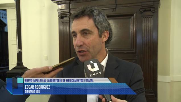 imagen Buscan lanzar el postergado laboratorio estatal de medicamentos 