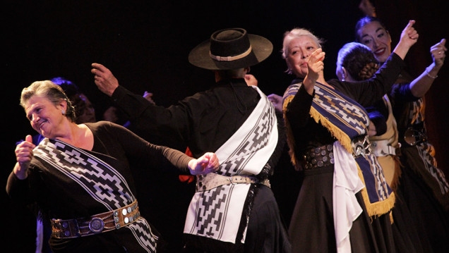 imagen Festejos Día de la Tradición en el Espacio Verde Luis Menotti Pescarmona el día 9 de noviembre. Comunicación con Héctor Rosas, director Cultural e Industrias Creativas de Godoy Cruz.