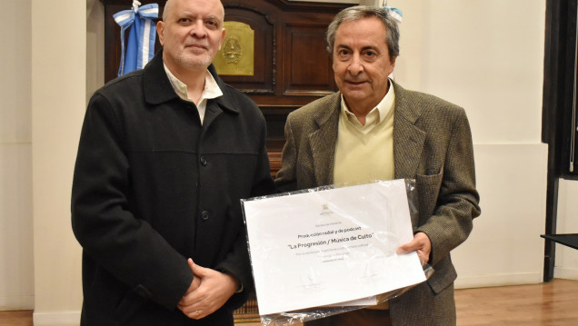 imagen La Legislatura distinguió al programa radial "La Progresión"