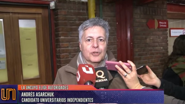 imagen Andrés Asarchuk fue el primer candidato en votar: "Siento un profundo orgullo" 