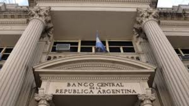 imagen ¿Por qué la cotización del dólar cambia según la entidad bancaria?