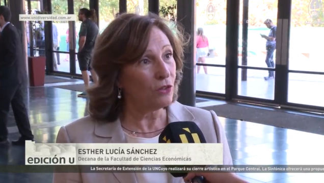 imagen Edición U: La Facultad de Ciencias Económicas celebró una nueva colación