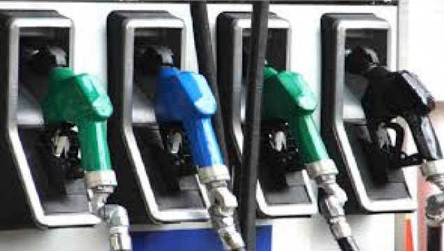 imagen Tanque lleno: ahora YPF y otras petroleras dicen que no habrá más subas